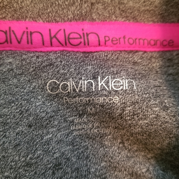 Calvin Klein sweatshirt - Picture 3 of 3
